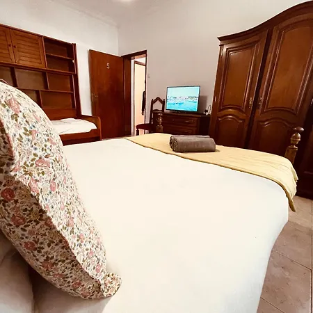 Happy - Apartahotel *