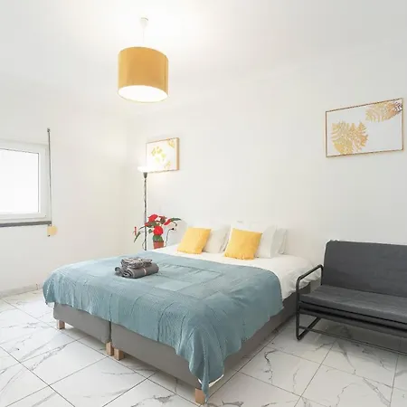 Happy - アパートホテル